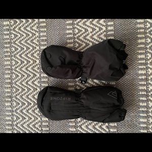 RIPZONE gloves